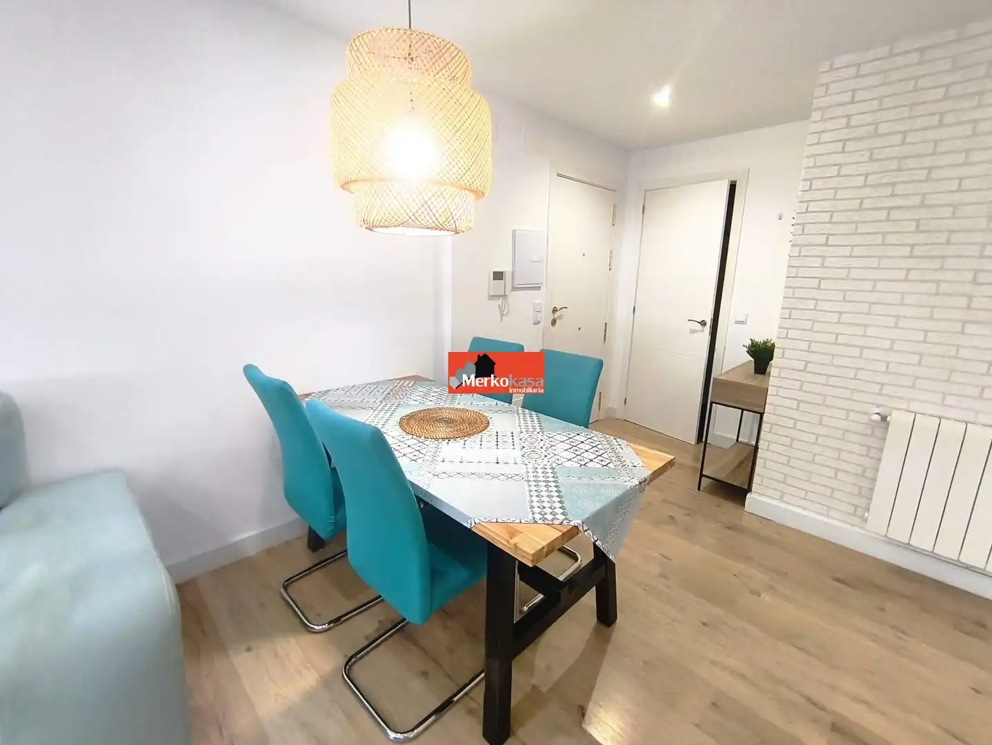 Comedor de Piso en venta en Lugo con Calefacción, Trastero y Amueblado