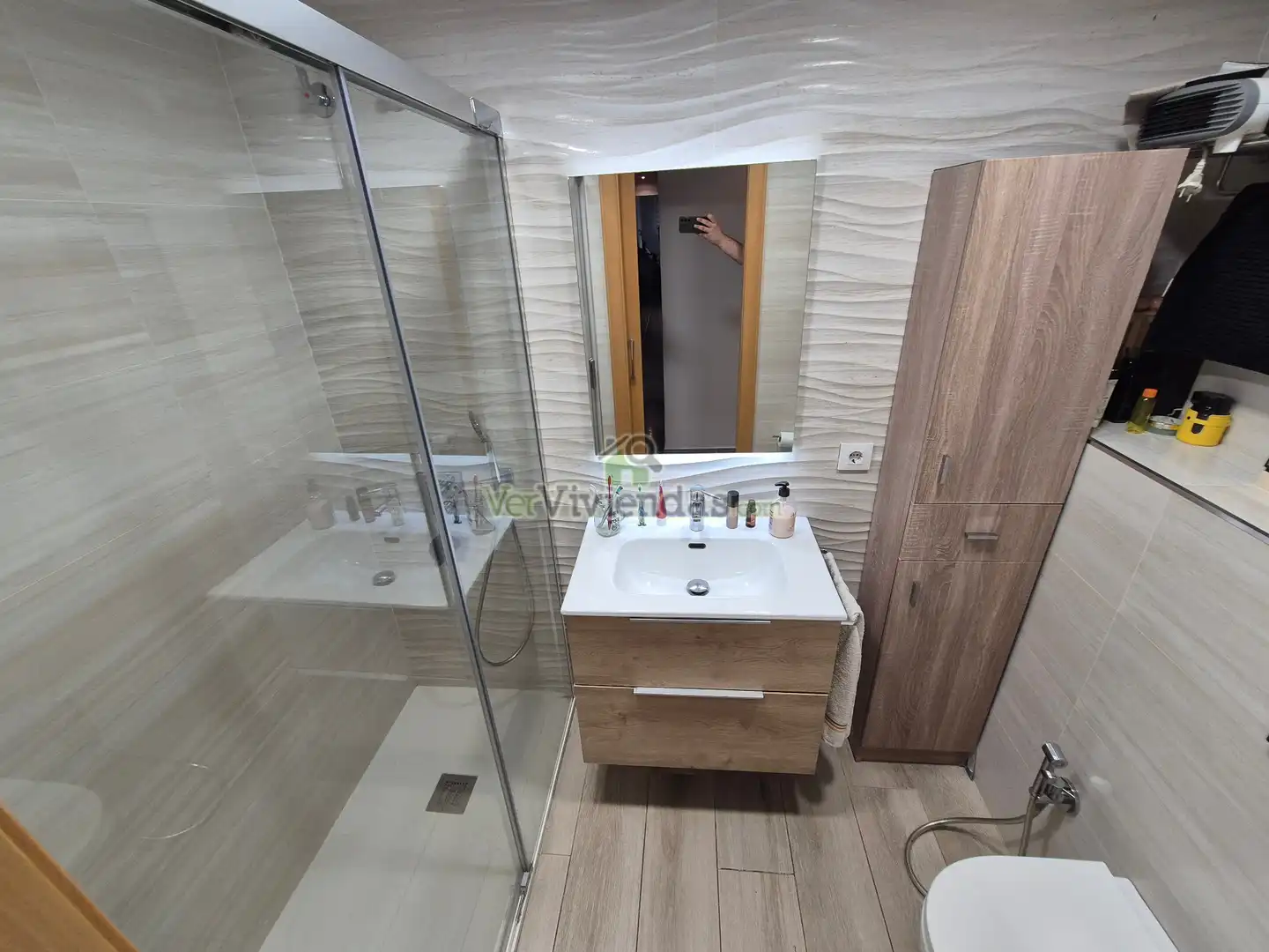 Bathroom of Flat for sale in Cervelló  with Heating, Oven and Microwave