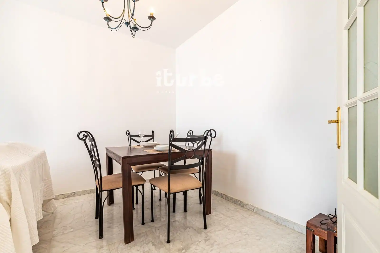 Wohnung zur Miete in Principe Alfonso Hohenloh, La Carolina - Guadalpín