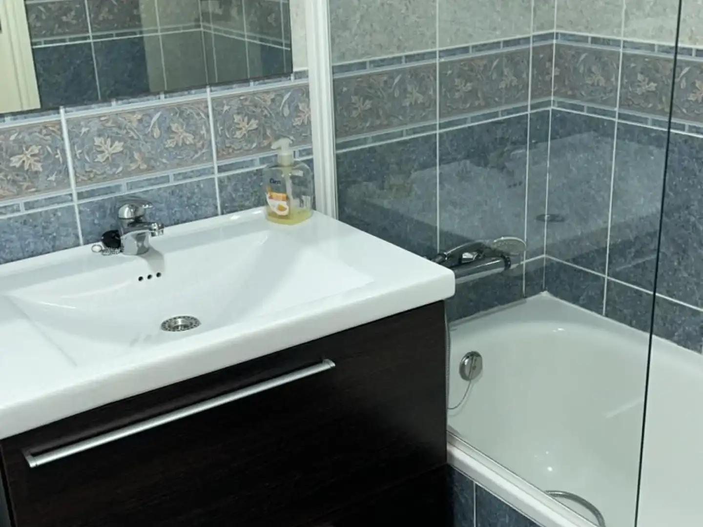 Bathroom of Flat for rent in Alicante / Alacant  with Air Conditioner, Heating and Terrace