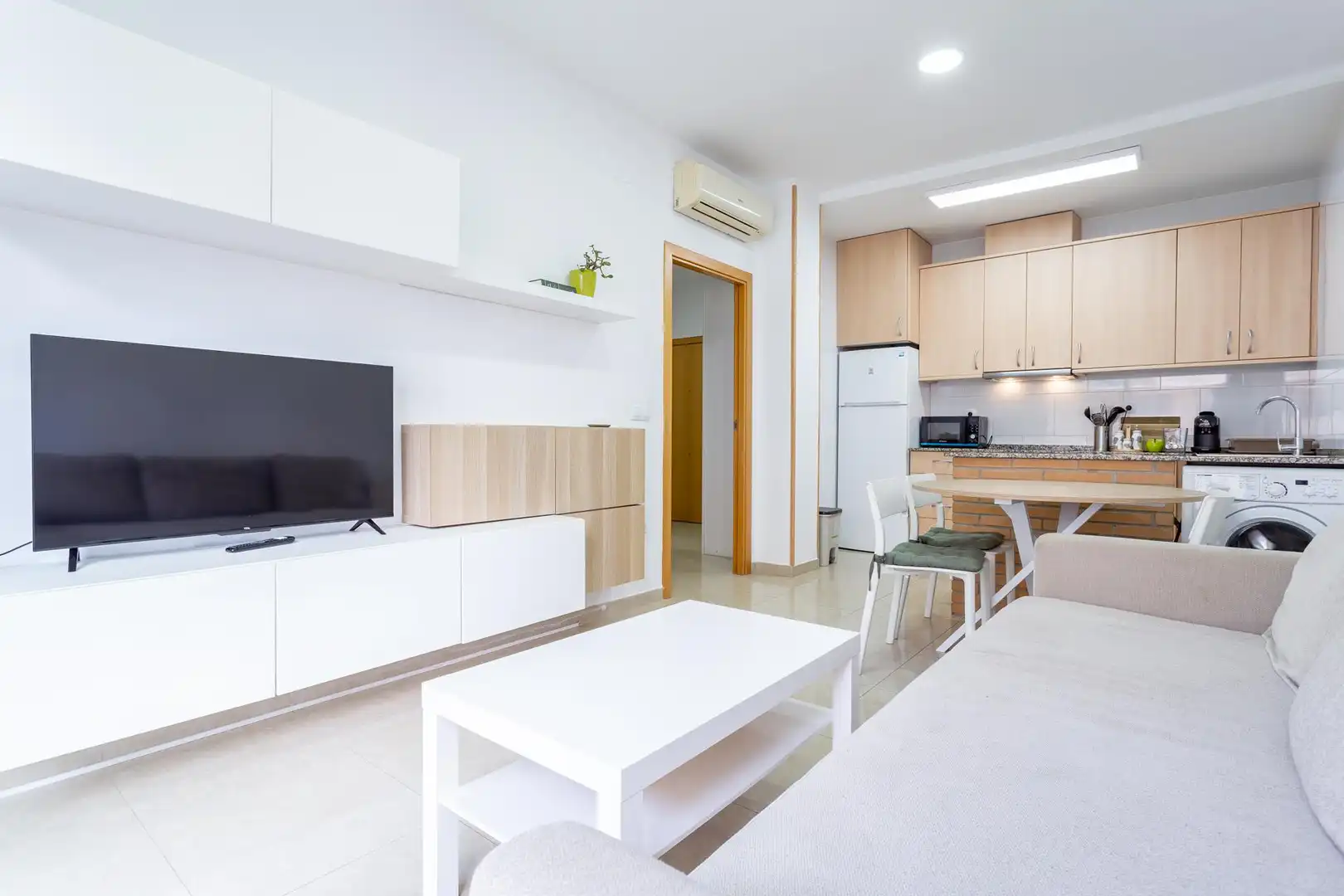 Mini appartamento con piscina in vendita a Platja de Llevant, imagen 2