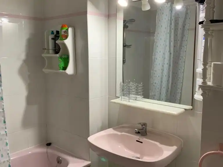 Apartment with pool to rent in ciutat de reus 19, imagen 2