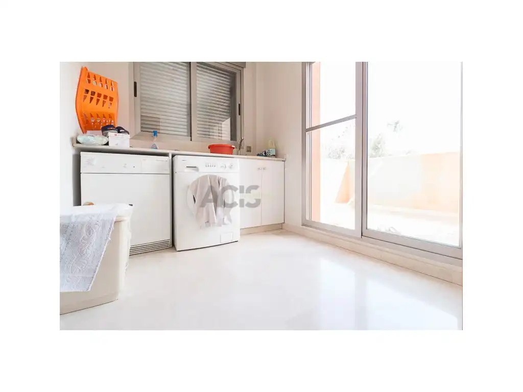 Cocina de Casa o chalet en venta en L'Alcúdia con Aire acondicionado, Jardín privado y Terraza