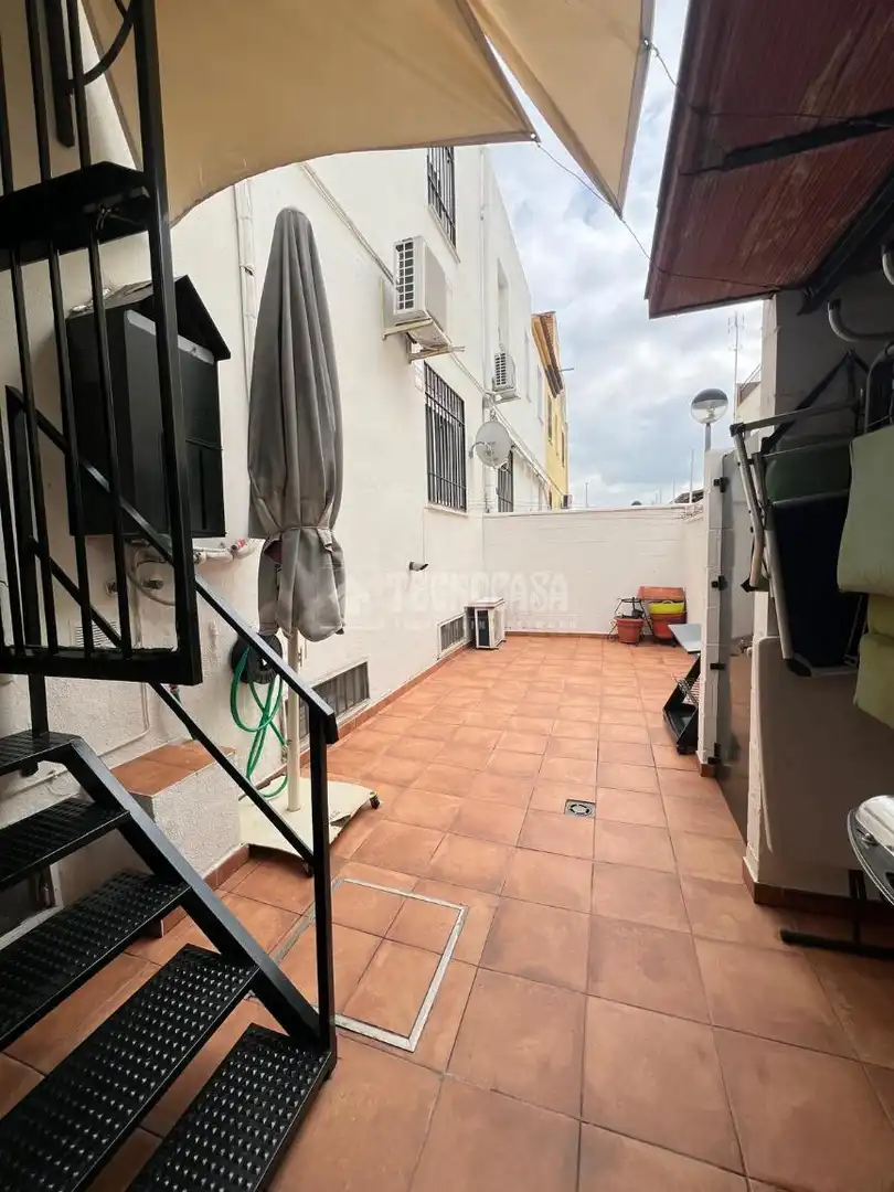 Terrace of Detached homes for sale in Dos Hermanas