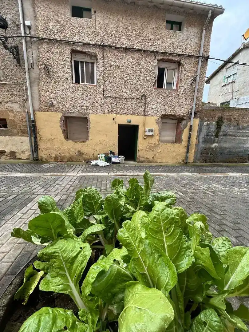 Vista exterior de Casa adosada en venda en Anguciana