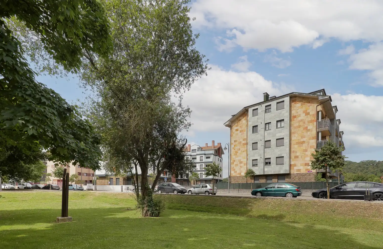Vista exterior de Piso en venta en Villaviciosa con Calefacción, Parquet y Terraza