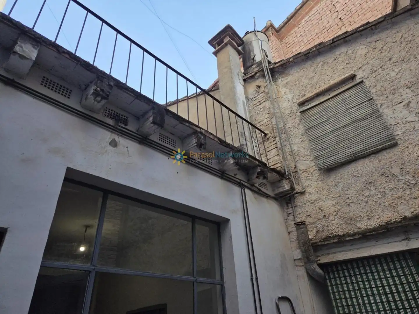 Vista exterior de Casa adosada en venda en Vilallonga / Villalonga amb Terrassa, Traster i Balcó