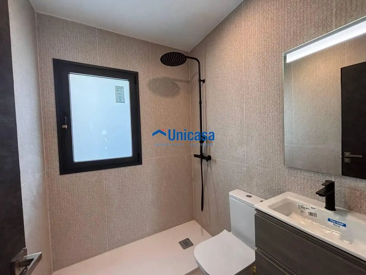 Bathroom of Detached homes for sale in Puerto de la Torre - Atabal