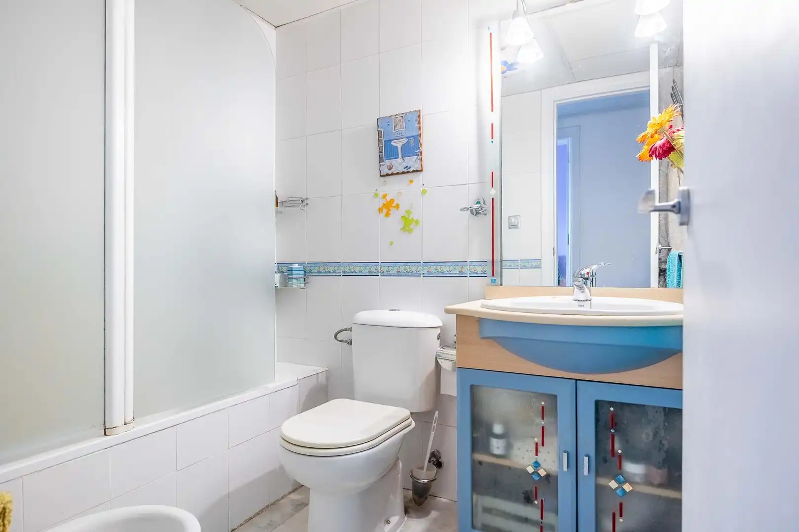 Bathroom of Duplexes for sale in Dos Hermanas  with Air Conditioner, Terrace and Community pool