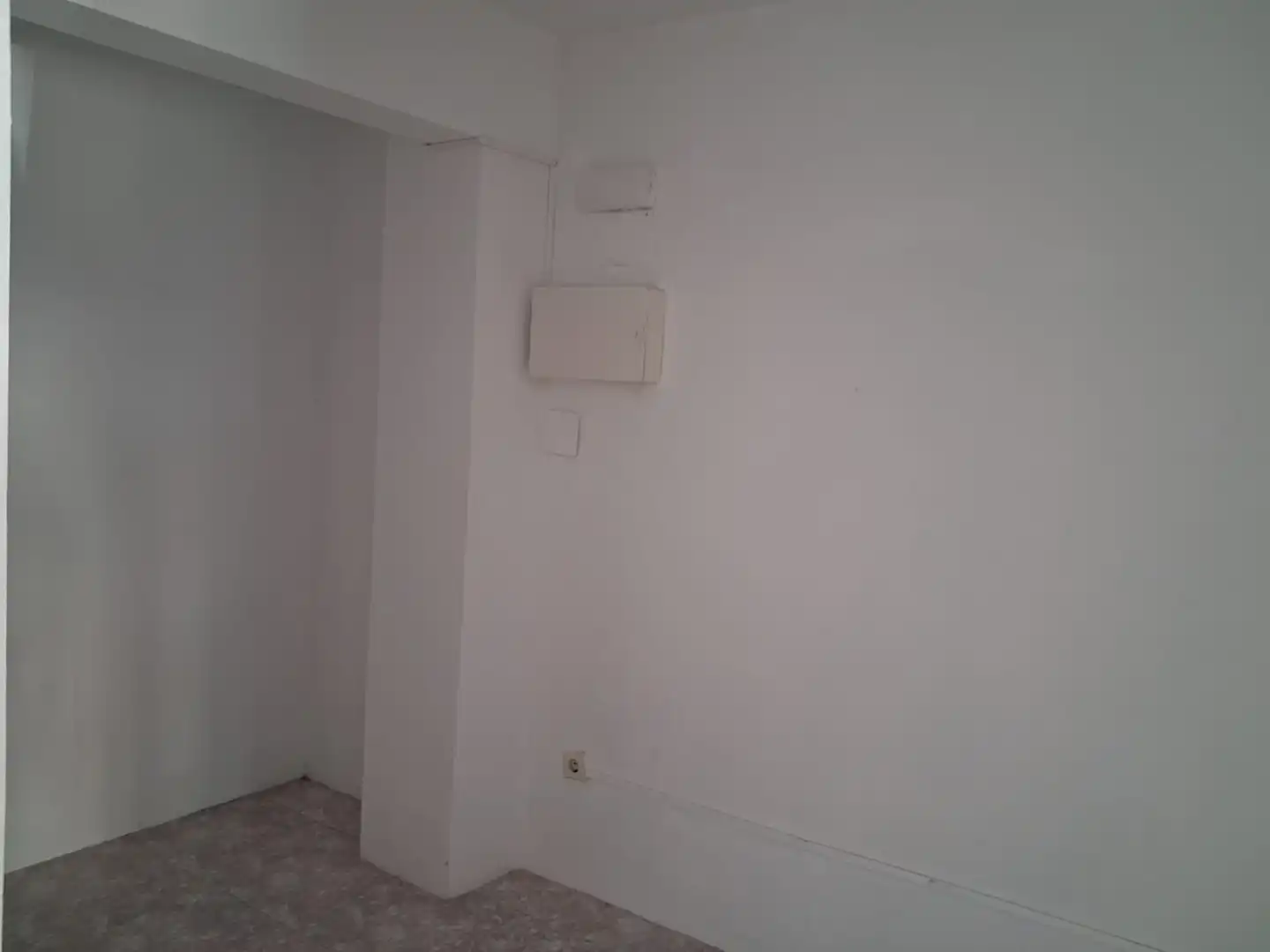 Dormitori de Local de lloguer en Sopuerta