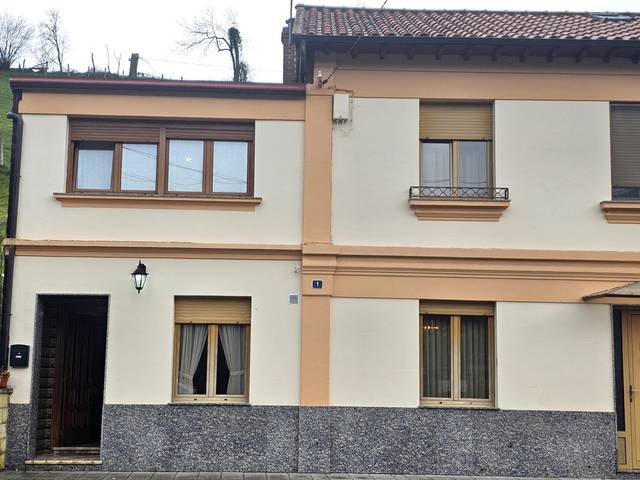 Casa adosada en Alquiler en San Julián - SAN JULIAN - El praon, 1 en Bimenes