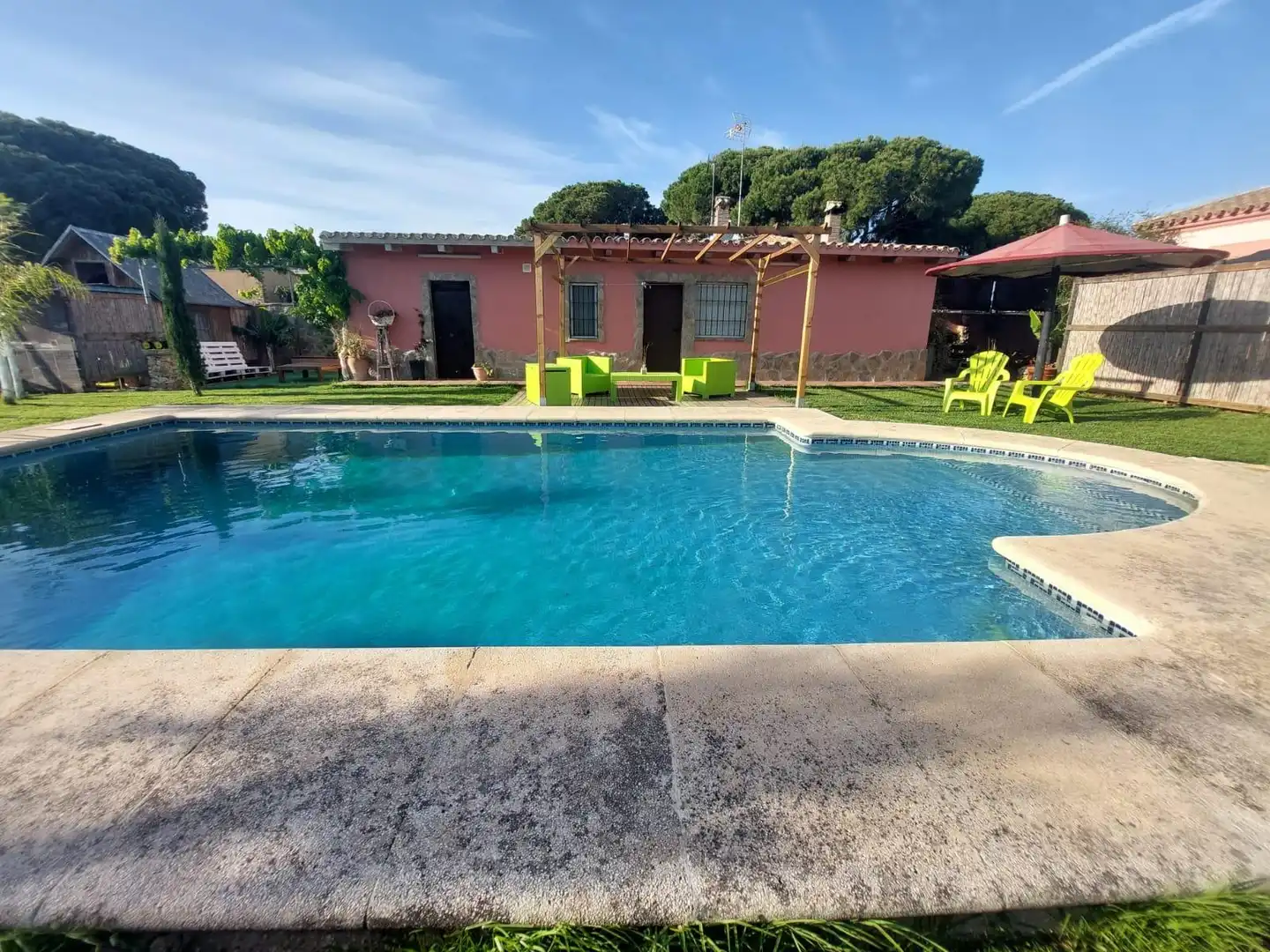 Swimming pool of Houses for sale in Chiclana de la Frontera  with Air Conditioner, Private garden and Terrace