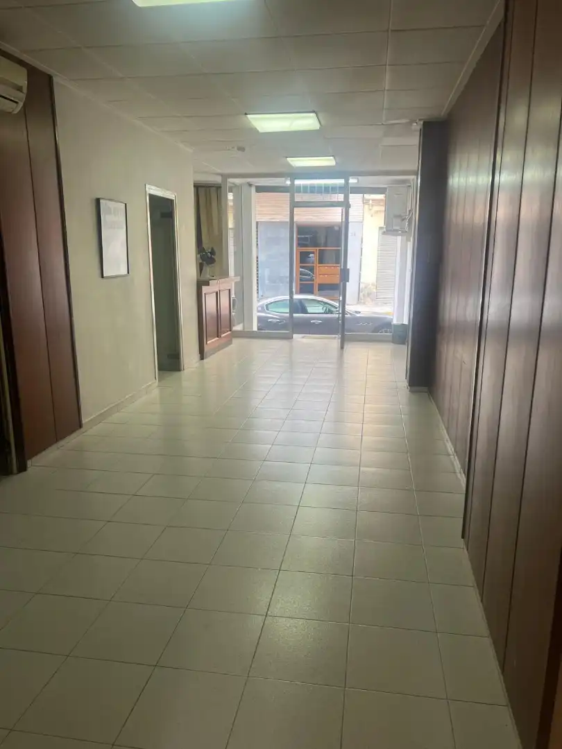 Gewerbefläche zur Miete in Montcada Centre - La Ribera