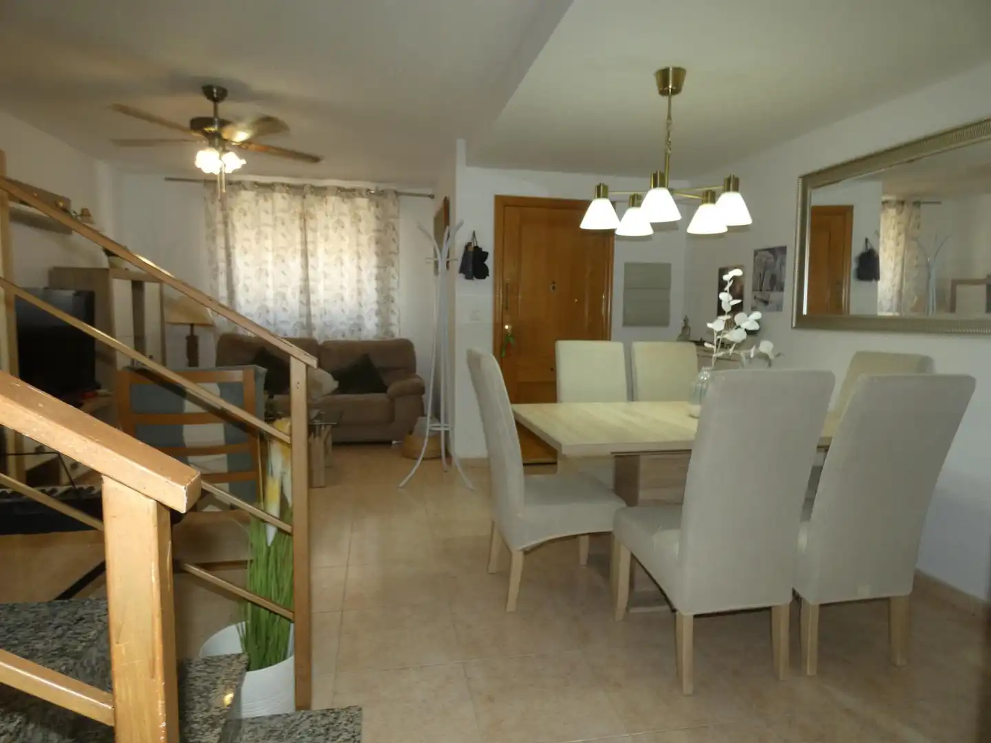 Comedor de Casa adosada en venta en La Joyosa con Aire acondicionado, Jardín privado y Terraza