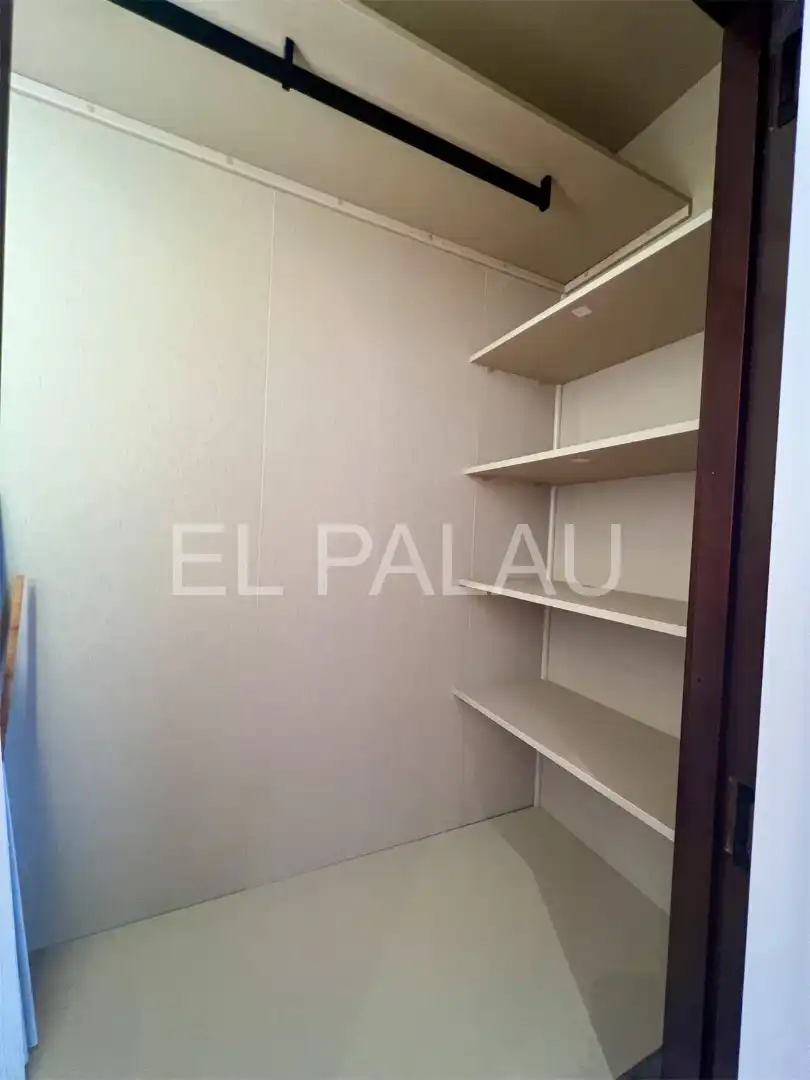 Parking de Piso de alquiler en Valencia con Aire acondicionado, Calefacción y Parquet