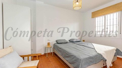 Foto 2 de Apartament en venda a Cómpeta, Málaga