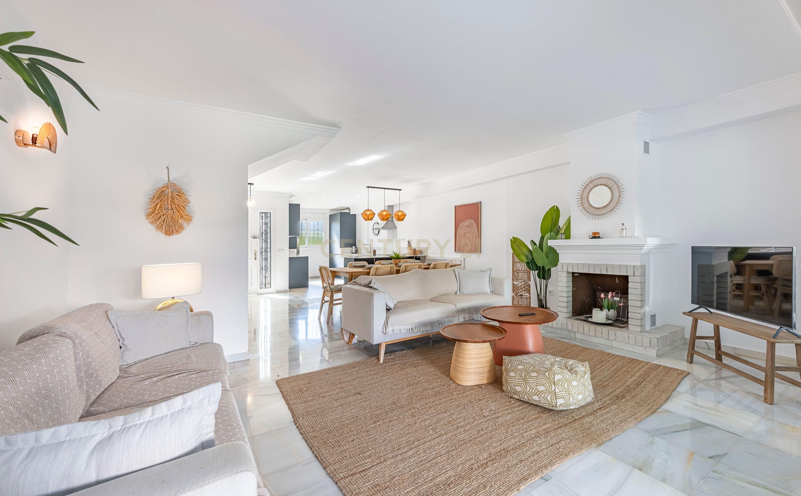 Casa adosada en venda a Nueva Alcántara