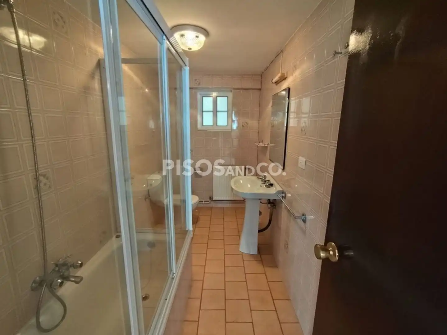 Bathroom of Houses for sale in A Coruña Capital   with Heating, Terrace and Furnished