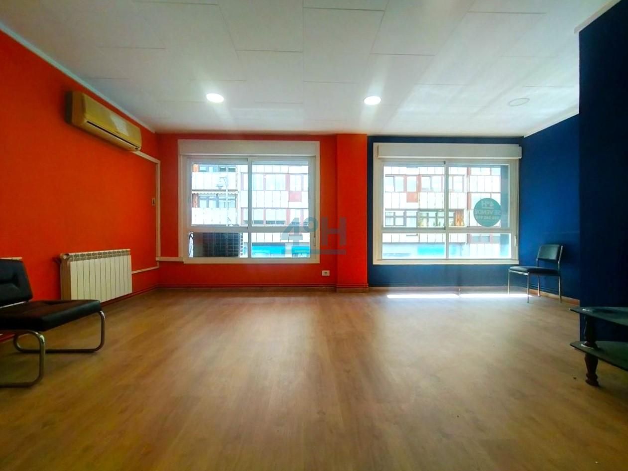 Office for sale in Ourense Capital   with Air Conditioner, Heating and Terrace