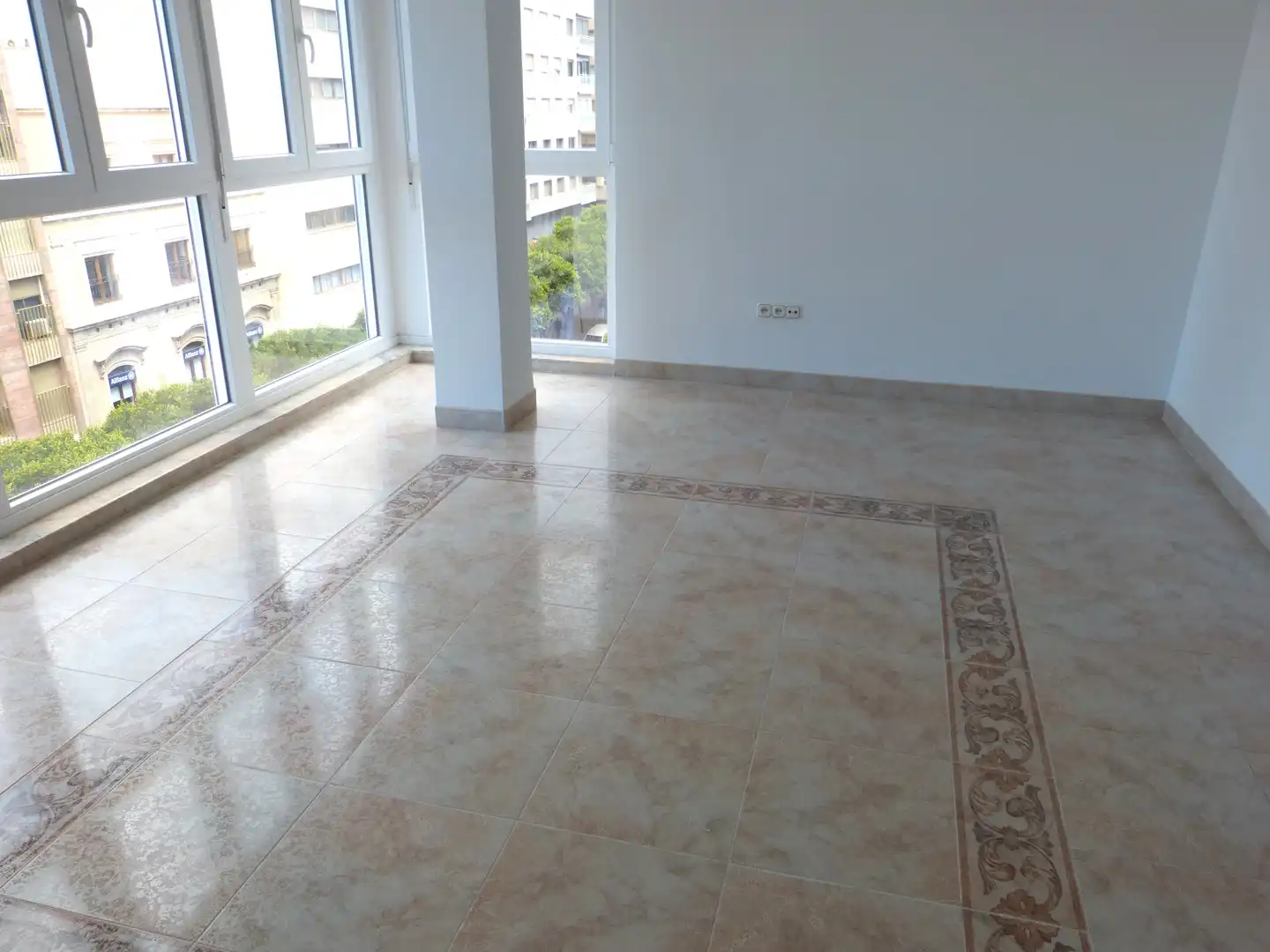 Flat for rent in Calle Navarro Rodrigo, Centro