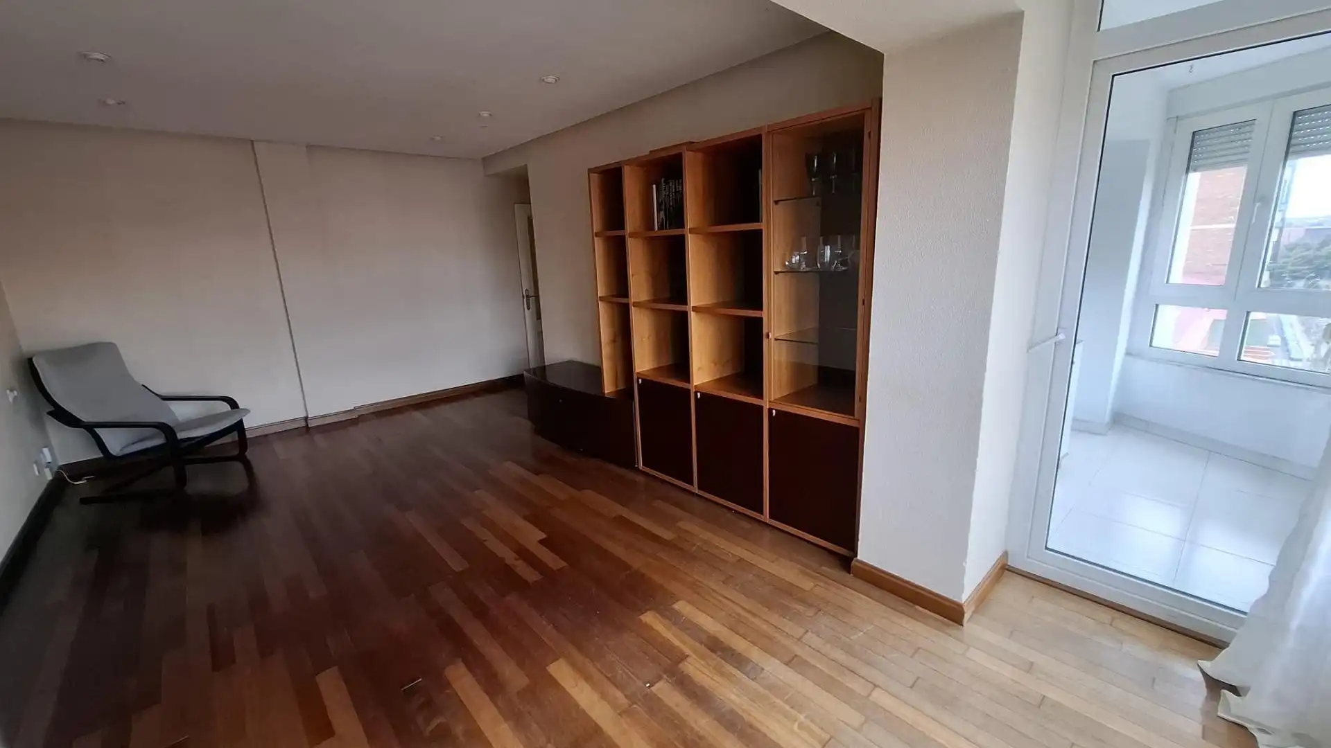 Sala d'estar de Pis en venda en León Capital 