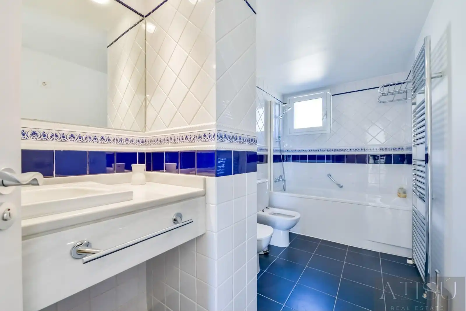 Villa con piscina in vendita a Golf Bahia, imagen 18
