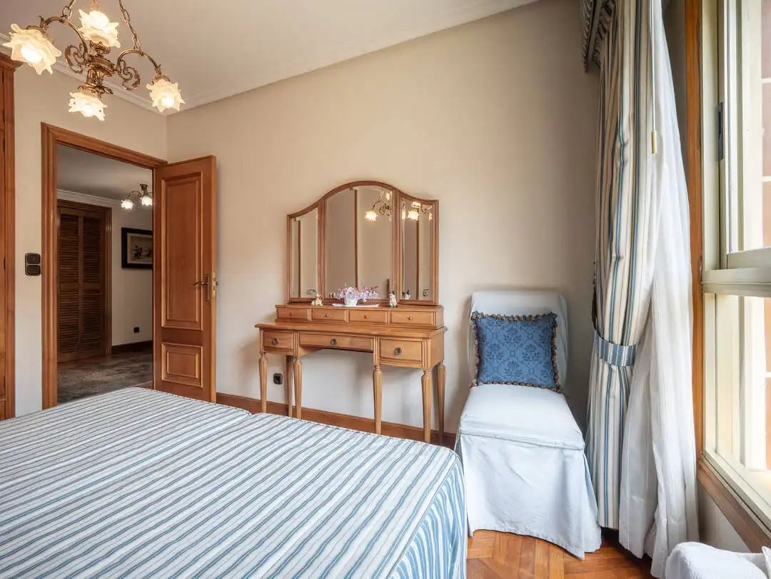 Schlafzimmer von Wohnung zum Verkauf in Zarautz mit Heizung, Privatgarten und Terrasse