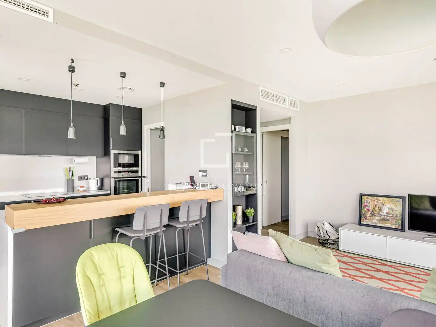 Vista exterior de Piso en venta en Barcelona con Aire acondicionado, Calefacción y Jardín privado