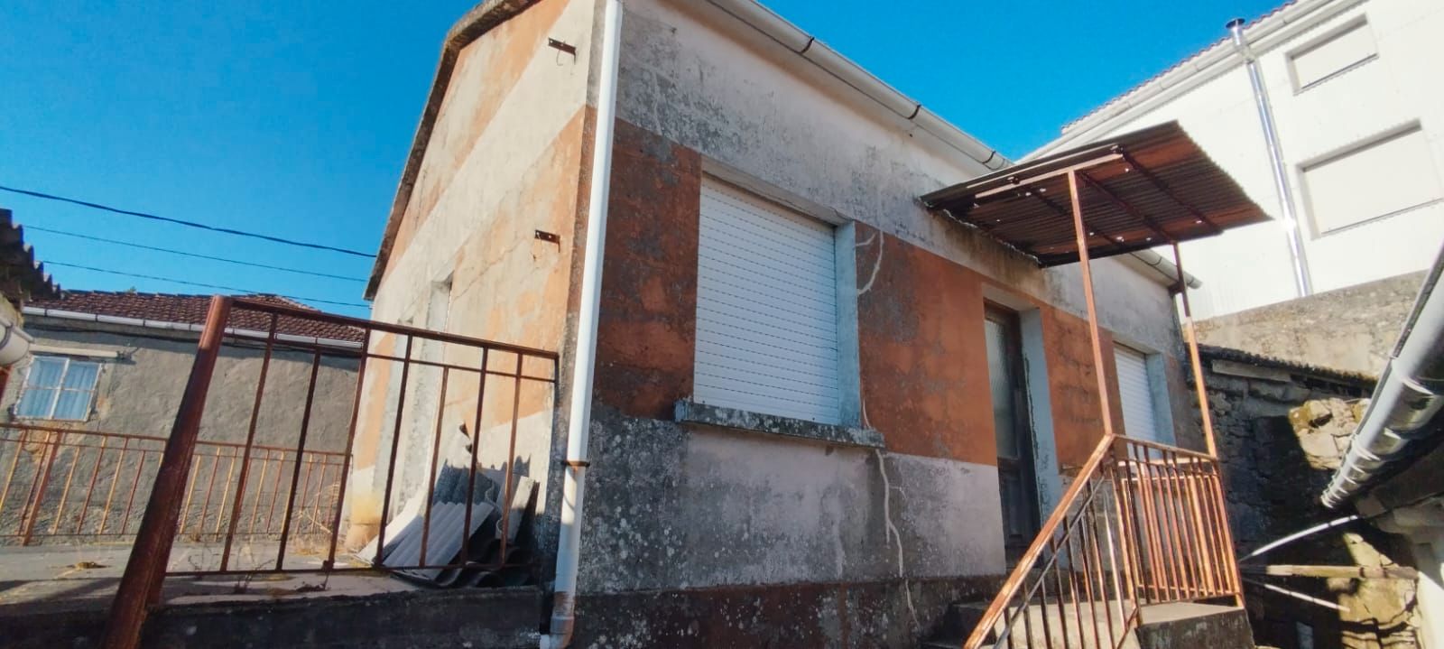 Exterior view of Country house for sale in Lobeira  with Private garden, Terrace and Furnished