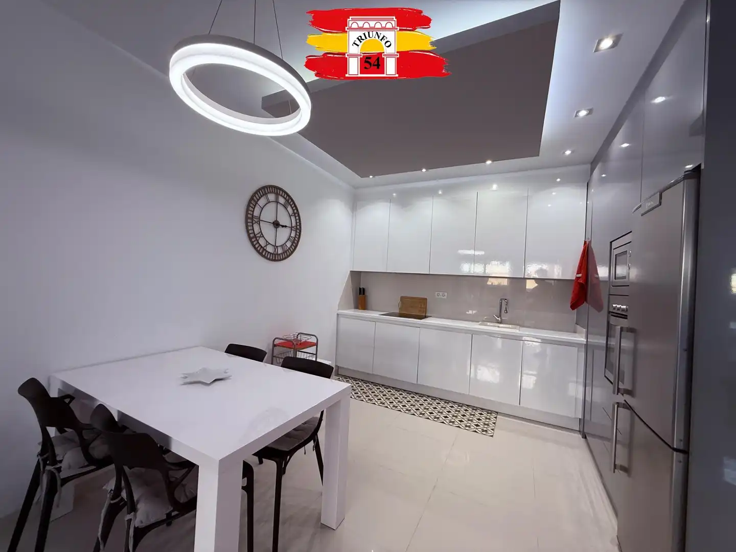 Cuina de Casa o xalet en venda en Pilar de la Horadada amb Aire condicionat, Terrassa i Moblat