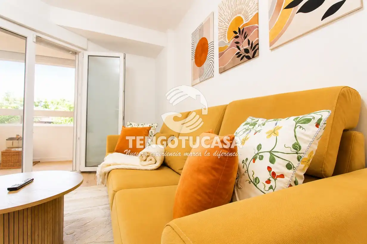 Living room of Flat for sale in Madrid  with Air Conditioner, Heating and Terrace