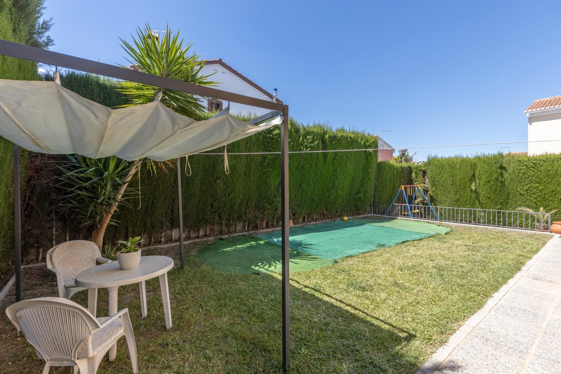 Garden of Single-family semi-detached for sale in Gójar  with Air Conditioner, Heating and Private garden