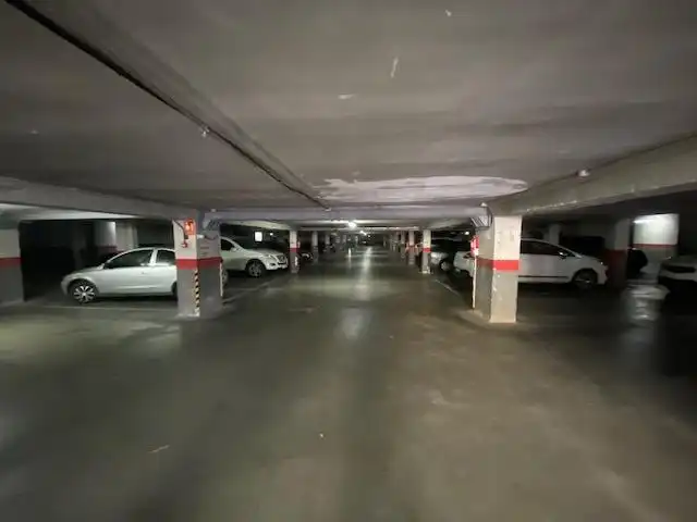Parking de Piso en venta en Getafe con Terraza
