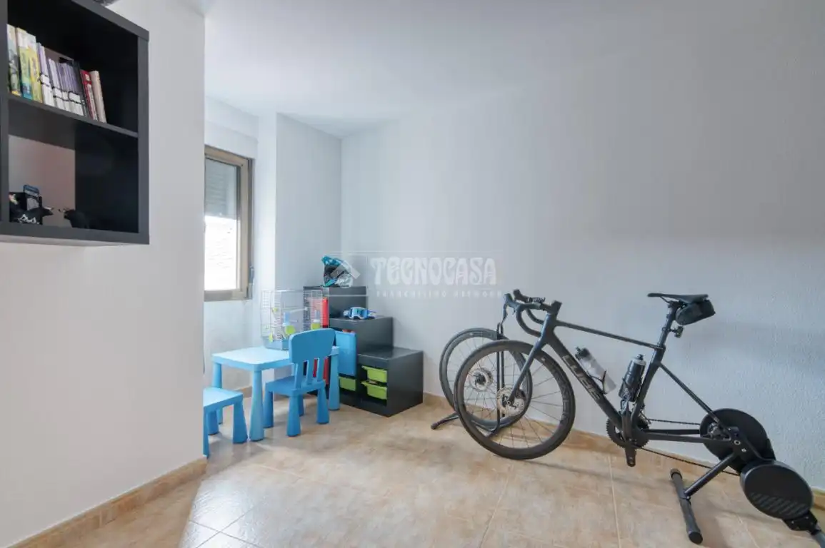 Piso en venta en Topas con Terraza