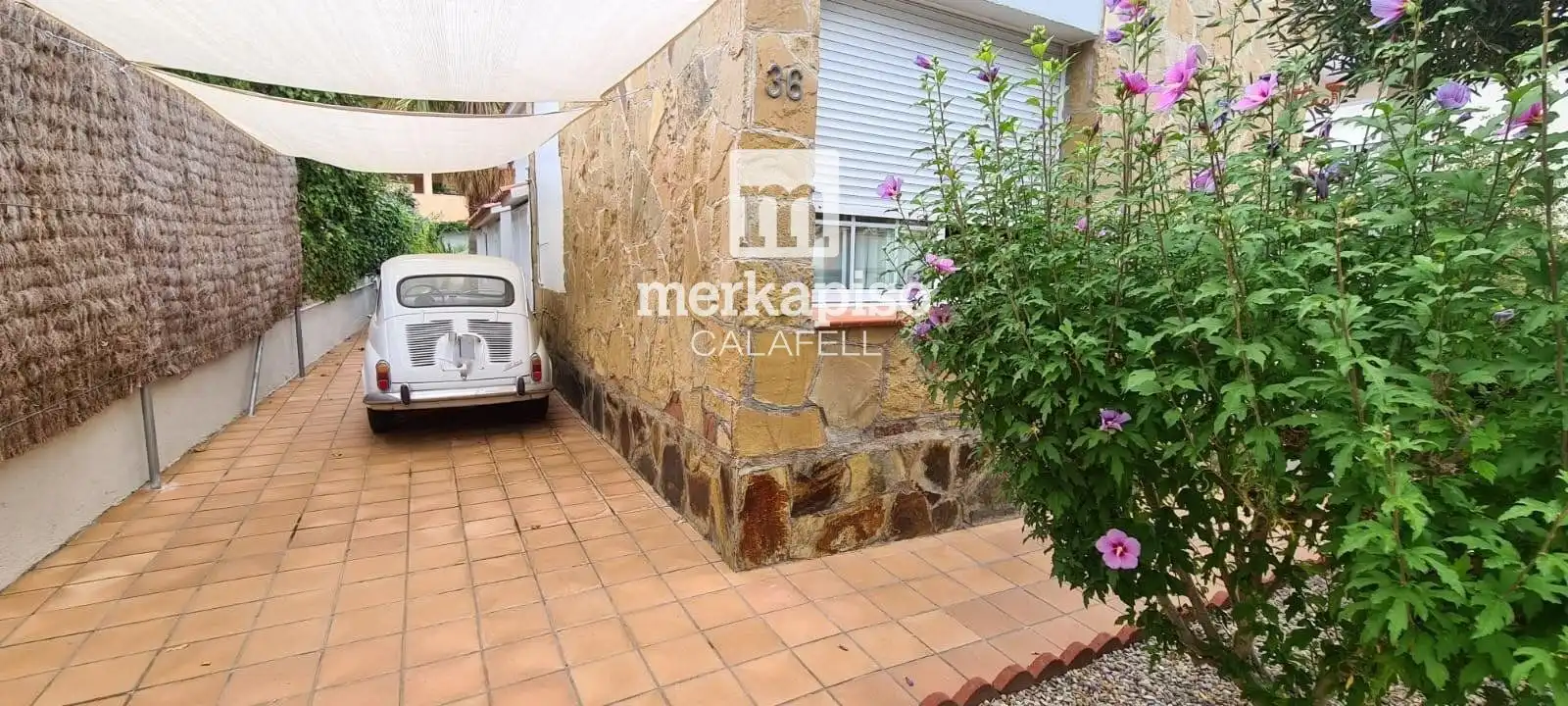 Vista exterior de Casa o chalet en venta en Calafell con Aire acondicionado, Calefacción y Terraza
