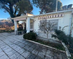 Vista exterior de Casa adosada en venda en Maello amb Calefacció, Jardí privat i Piscina comunitària