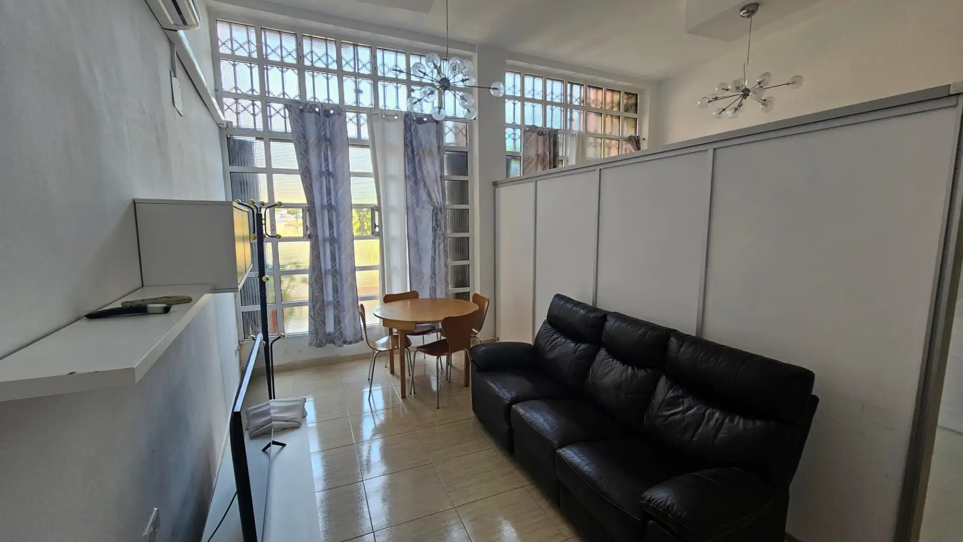 Living room of Study for rent in El Campello  with Air Conditioner, Heating and Furnished