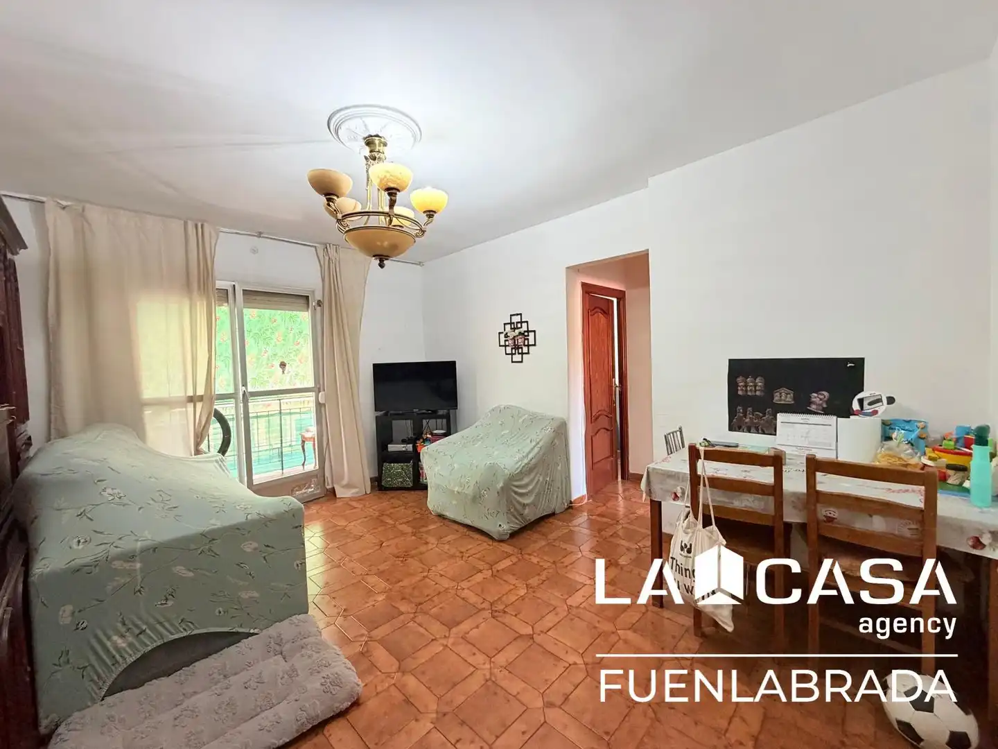 Vista exterior de Piso en venta en  Madrid Capital con Terraza