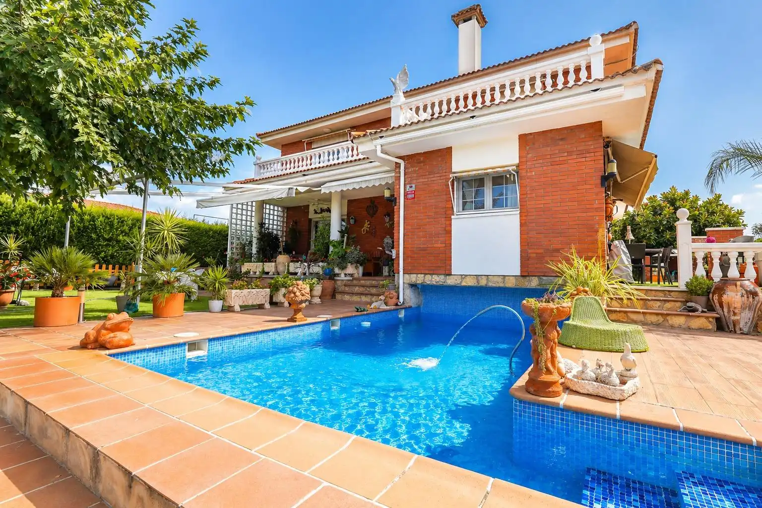 Piscina de Casa o chalet en venta en Mont-roig del Camp con Aire acondicionado, Calefacción y Jardín privado