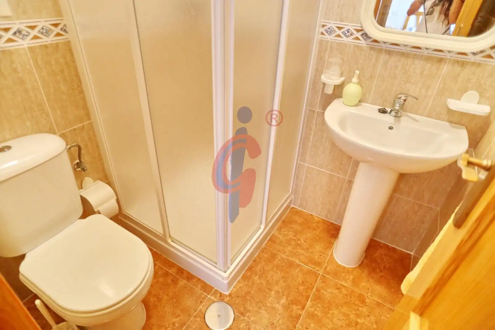 Baño de Apartamento en venta en Guardamar del Segura con Terraza y Amueblado