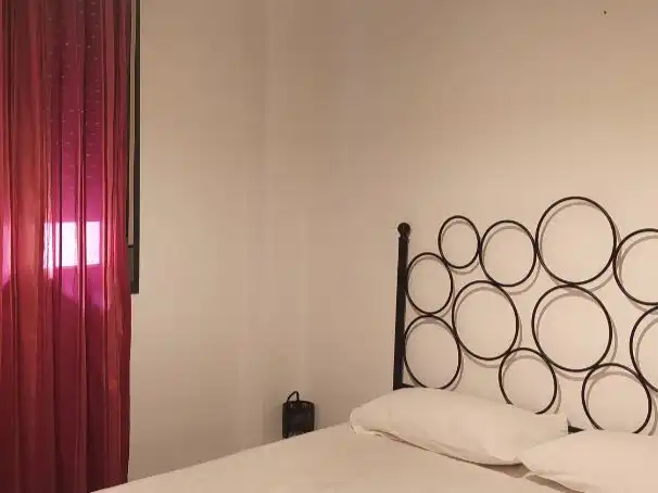 Schlafzimmer von Wohnung zur Miete in Centro