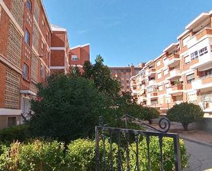 Vista exterior de Pis en venda en  Albacete Capital amb Calefacció i Terrassa