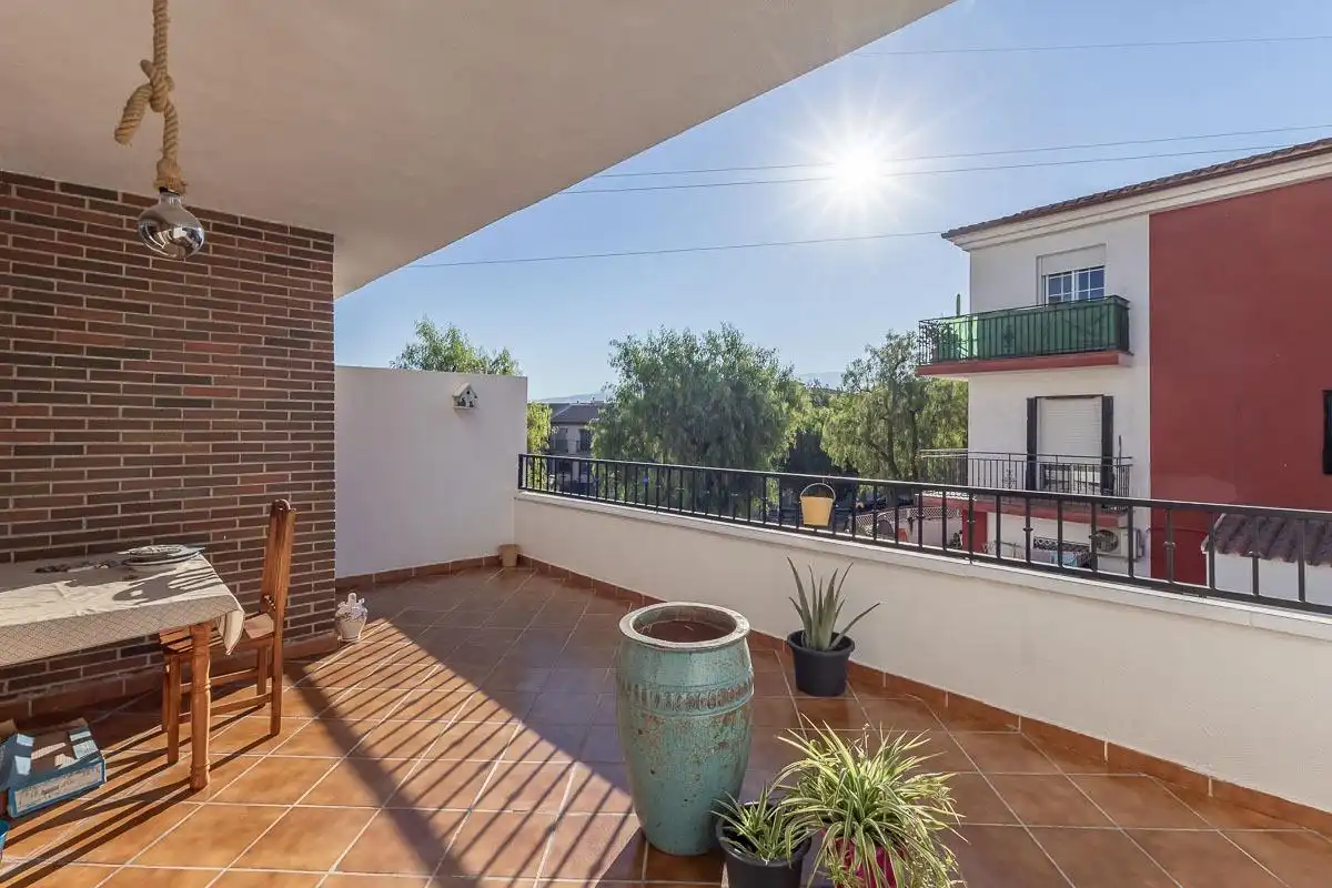 Terraza de Piso en venta en Las Gabias con Terraza y Trastero