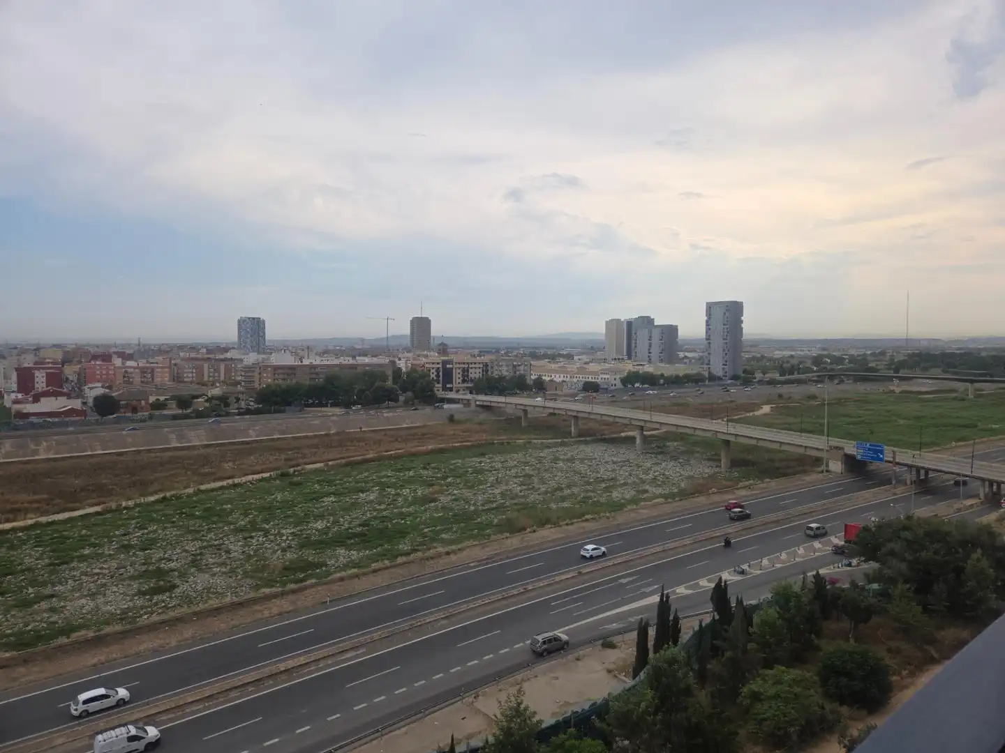 Flat for rent in Valencia  with Air Conditioner, Parquet flooring and Balcony