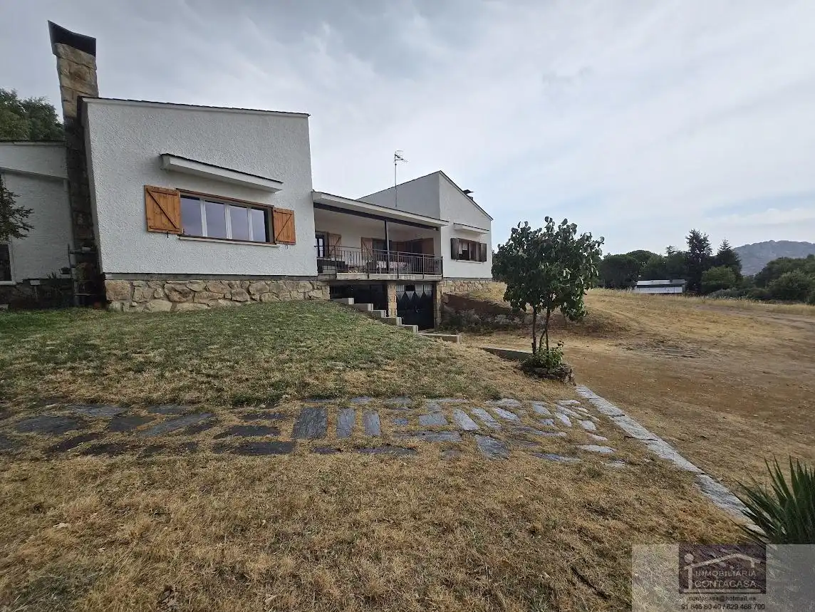 Vista exterior de Finca rústica en venta en Bustarviejo con Calefacción y Terraza