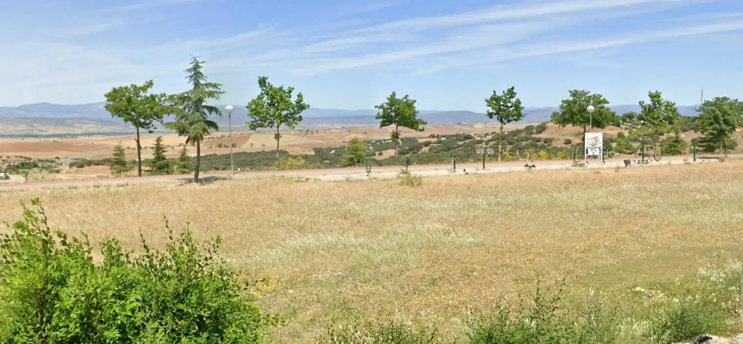 Wohnbaugrundstück zum Verkauf in Calle de Víctor García, imagen 2