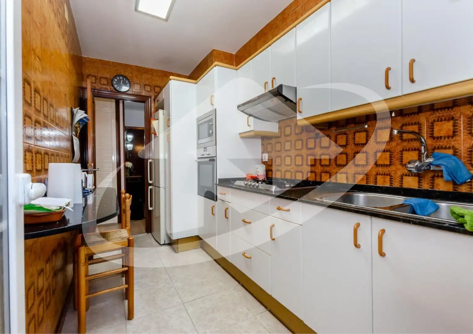 Piso con terraza en venta en Carrer dels Comtes de Bell-lloc, imagen 10