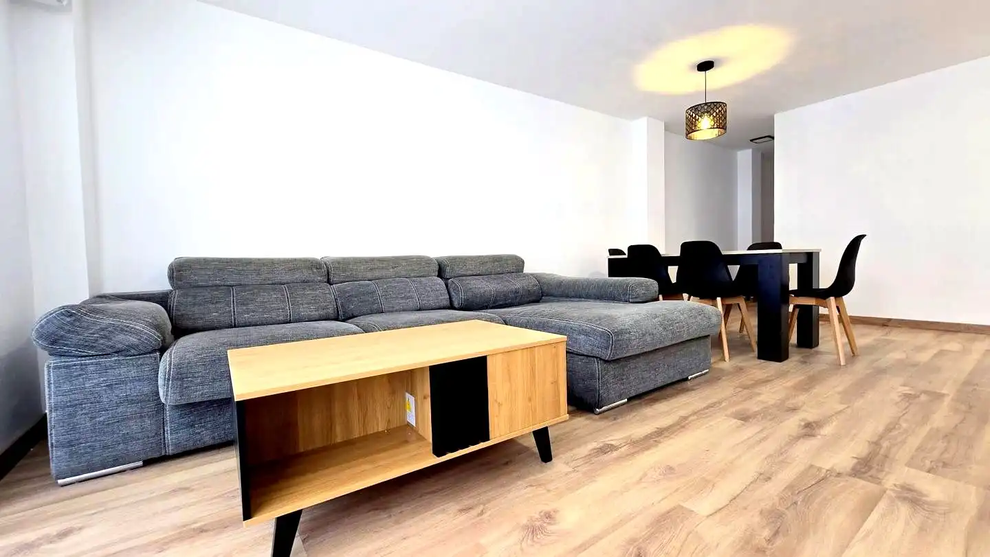 Wohnzimmer von Wohnung zur Miete in Gandia mit Klimaanlage, Terrasse und Möbliert