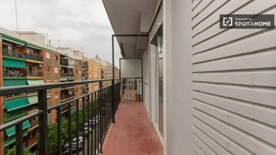Appartamento con terrazza in affitto a Algirós, imagen 17