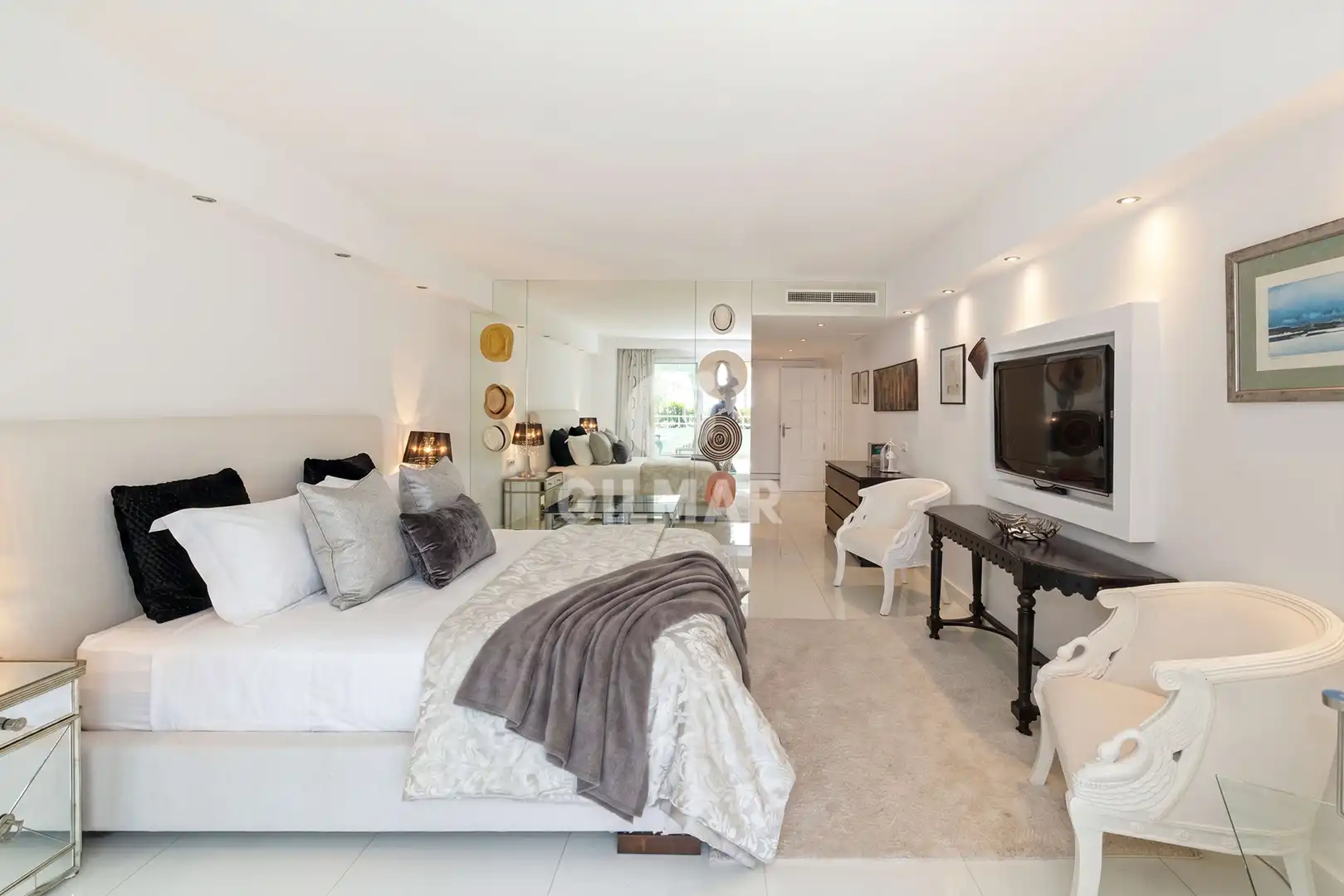 Dormitori de Apartament en venda en Marbella amb Calefacció, Jardí privat i Traster